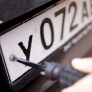 Рішення щодо оформлення індивідуальних номерних знаків дозволили оскаржувати